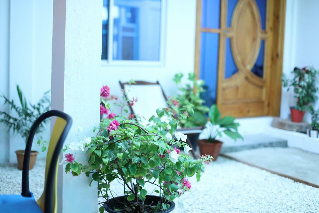 Hotel Moodhu Surf House Himmafushi Zewnętrze zdjęcie